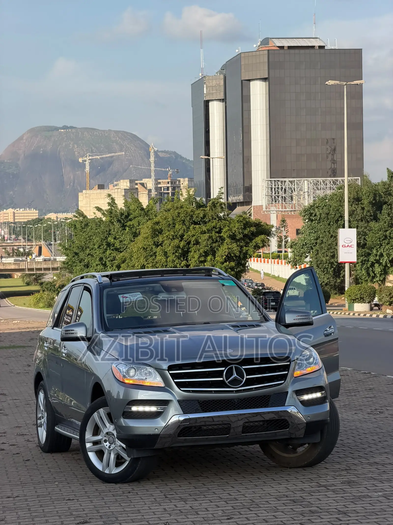 Mercedes-Benz M Class ML350 4MATIC 4dr SUV AWD (3.5L 6cyl 7A) 2015 Gray