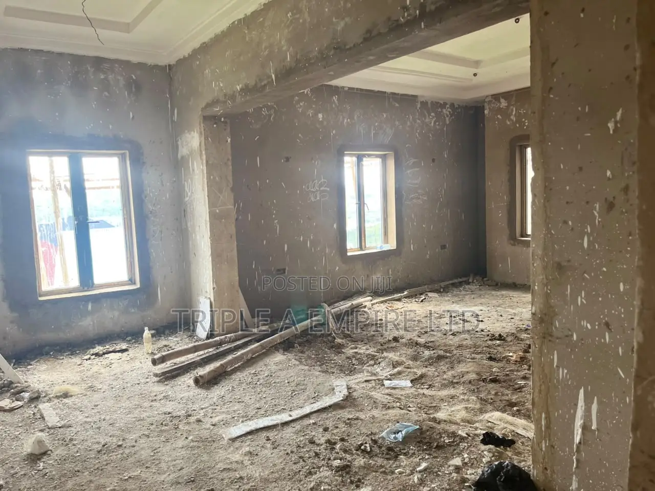3bdrm Block of Flats in Life Camp for sale