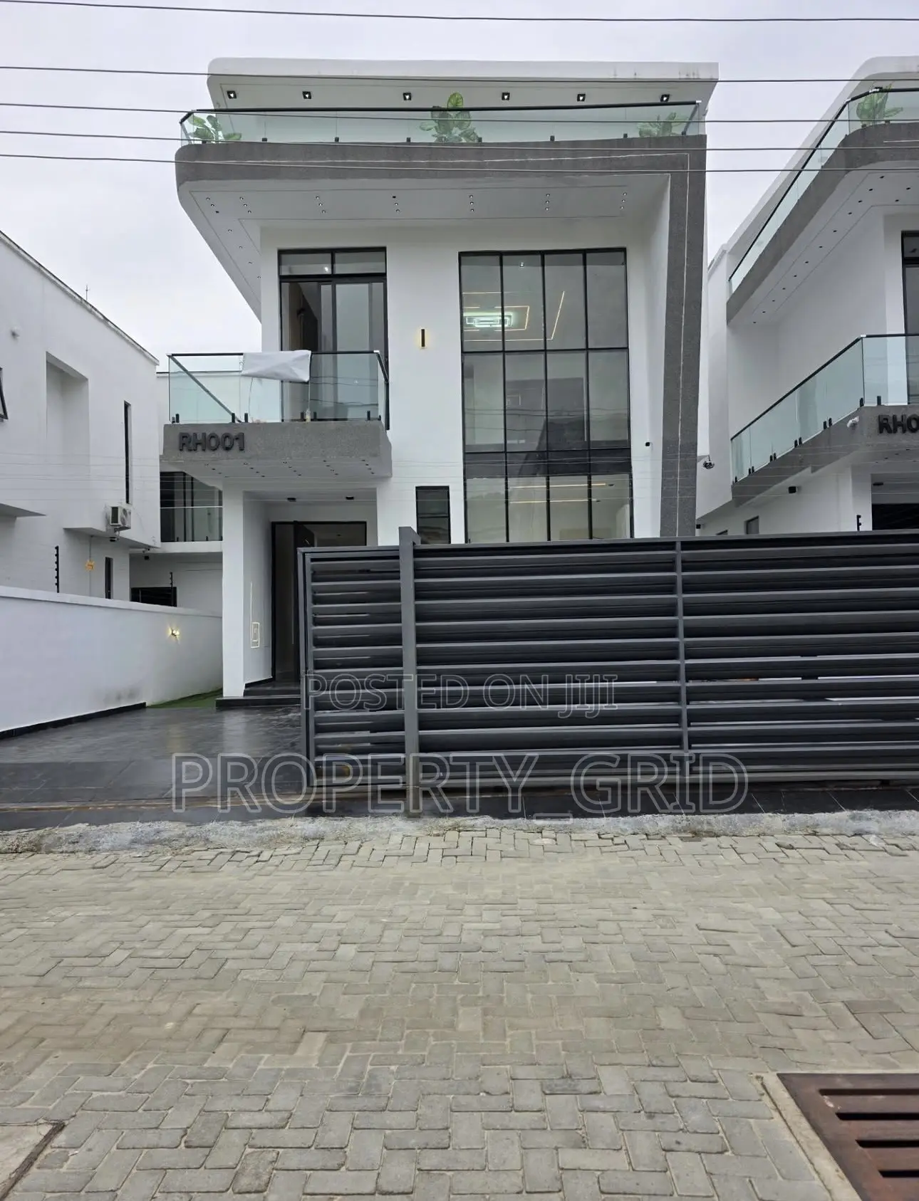 5bdrm Duplex in Chevron Estate, Lekki for sale