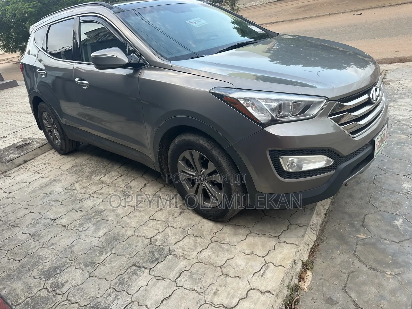 Hyundai Santa Fe Limited 4dr SUV (3.3L 6cyl 6A) 2015 Gray