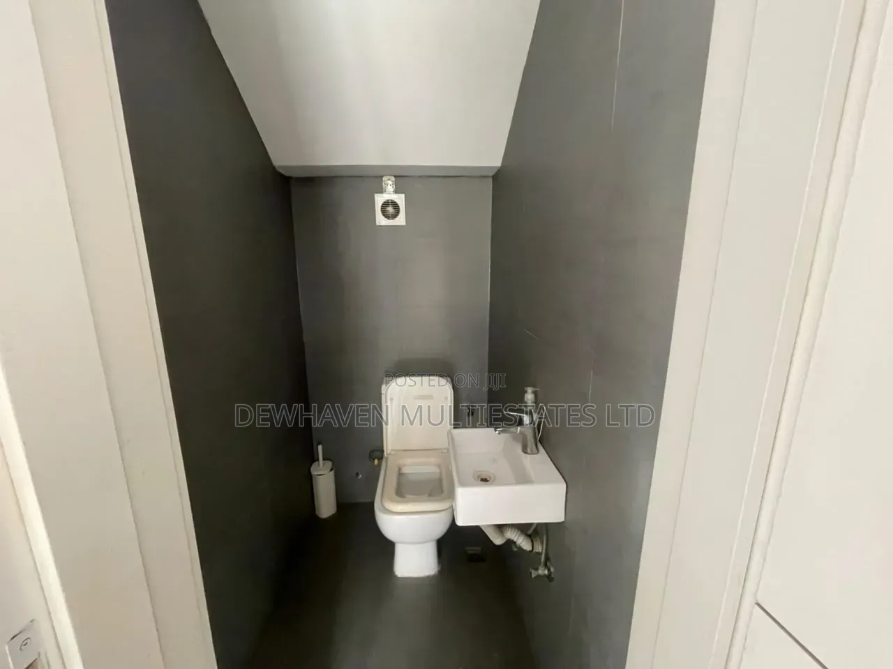 2bdrm Maisonette in Parkview Estate, Ikoyi S.W for rent