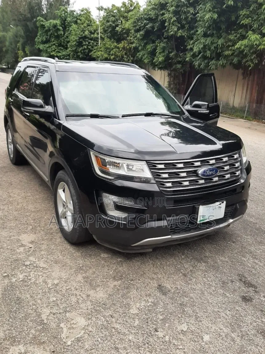 Ford Explorer Limited FWD 2018 Black