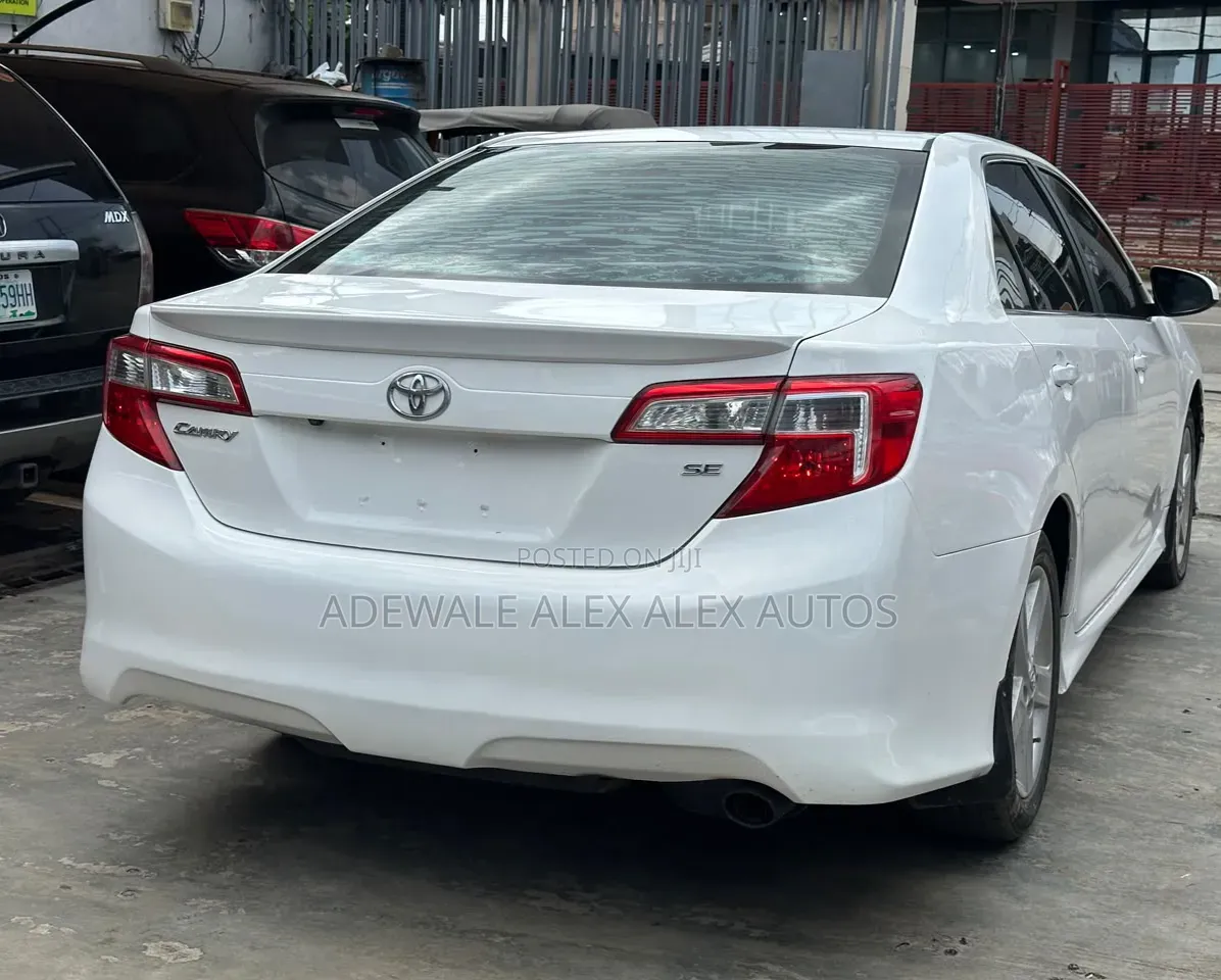 Toyota Camry 2013 White