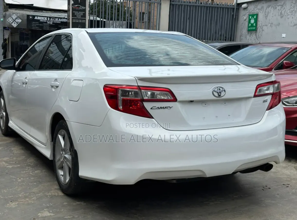Toyota Camry 2013 White