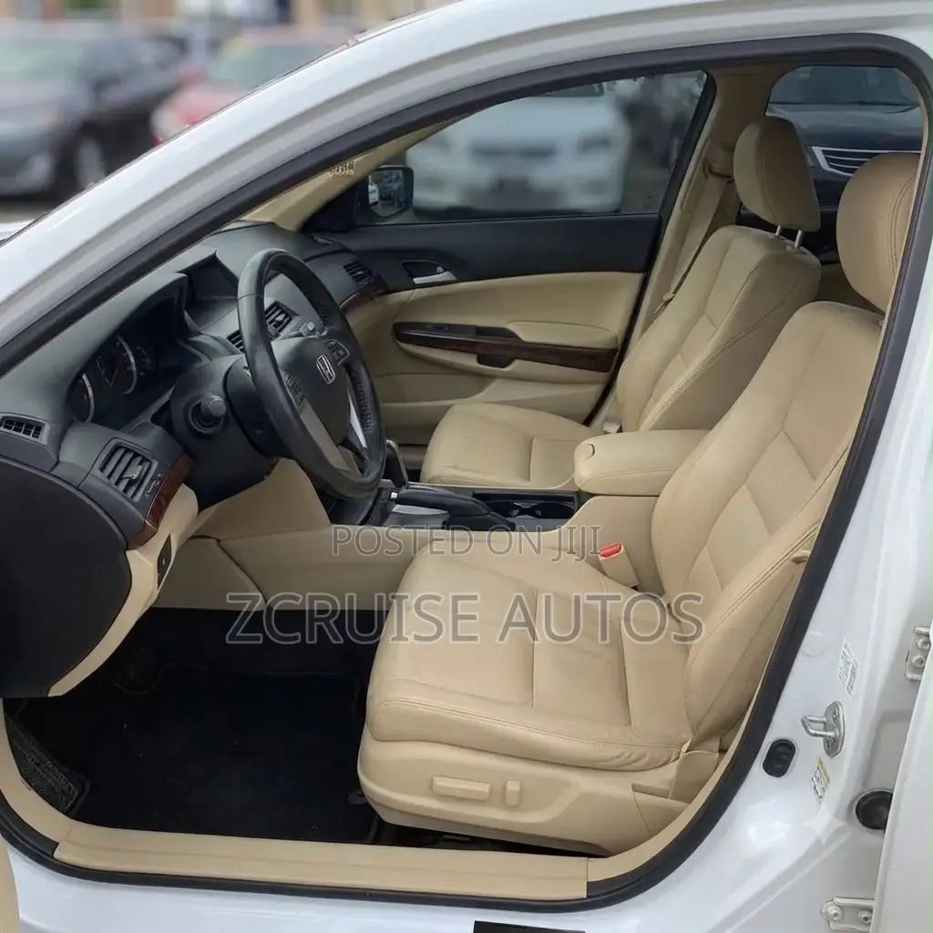 Honda Crosstour 3.5 FWD 2011 White