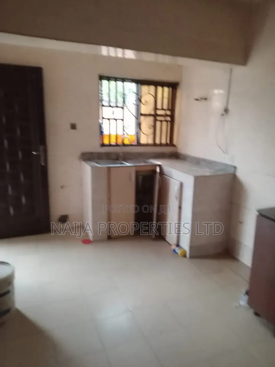 3bdrm Apartment in Majek, Sangotedo for rent