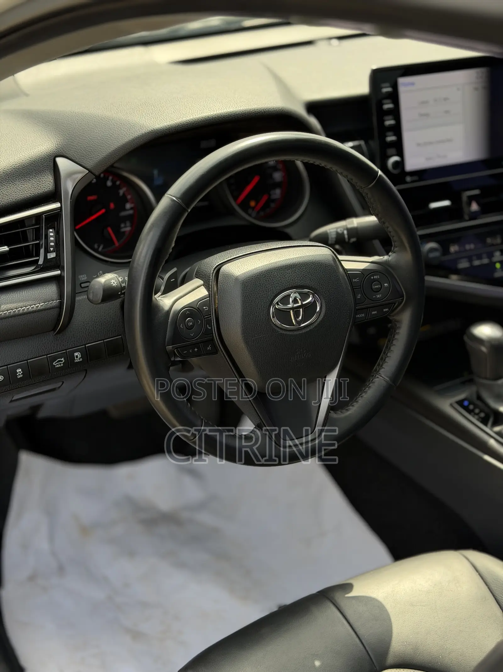 Toyota Camry 2022 White