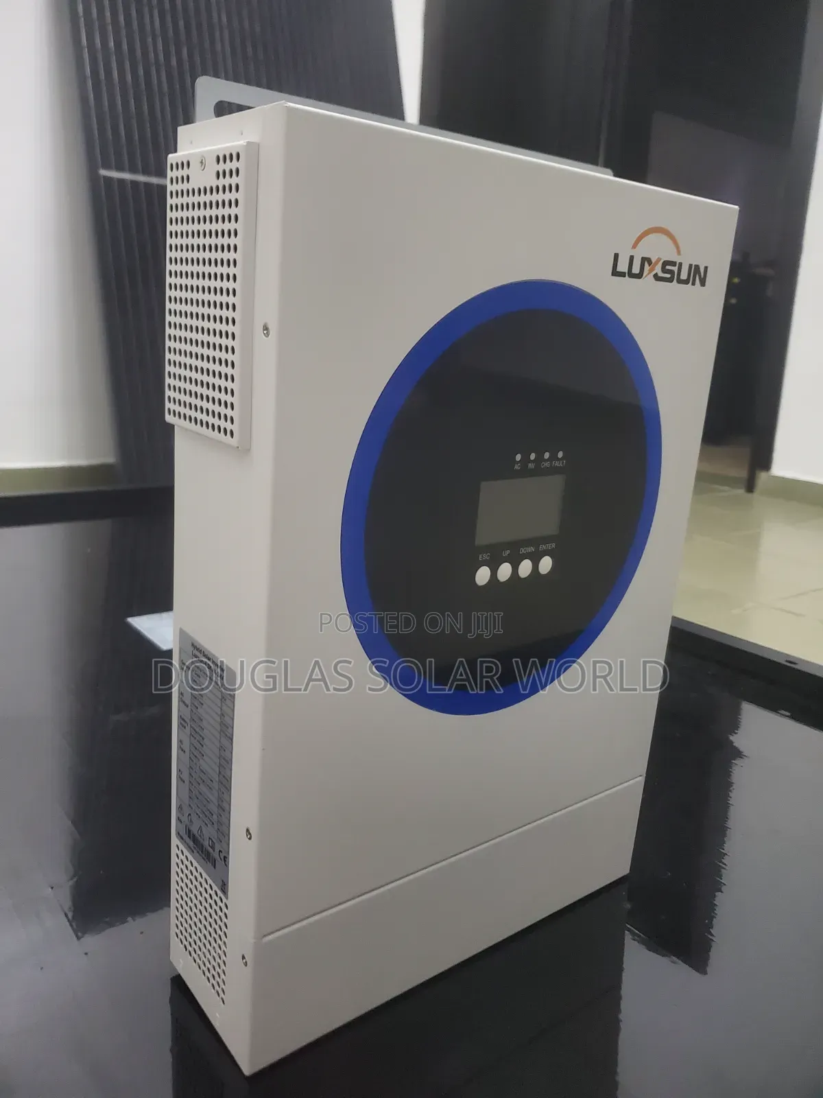 Luxsun 4.2kVA 24V Pure Sine Wave Hybrid Inverter
