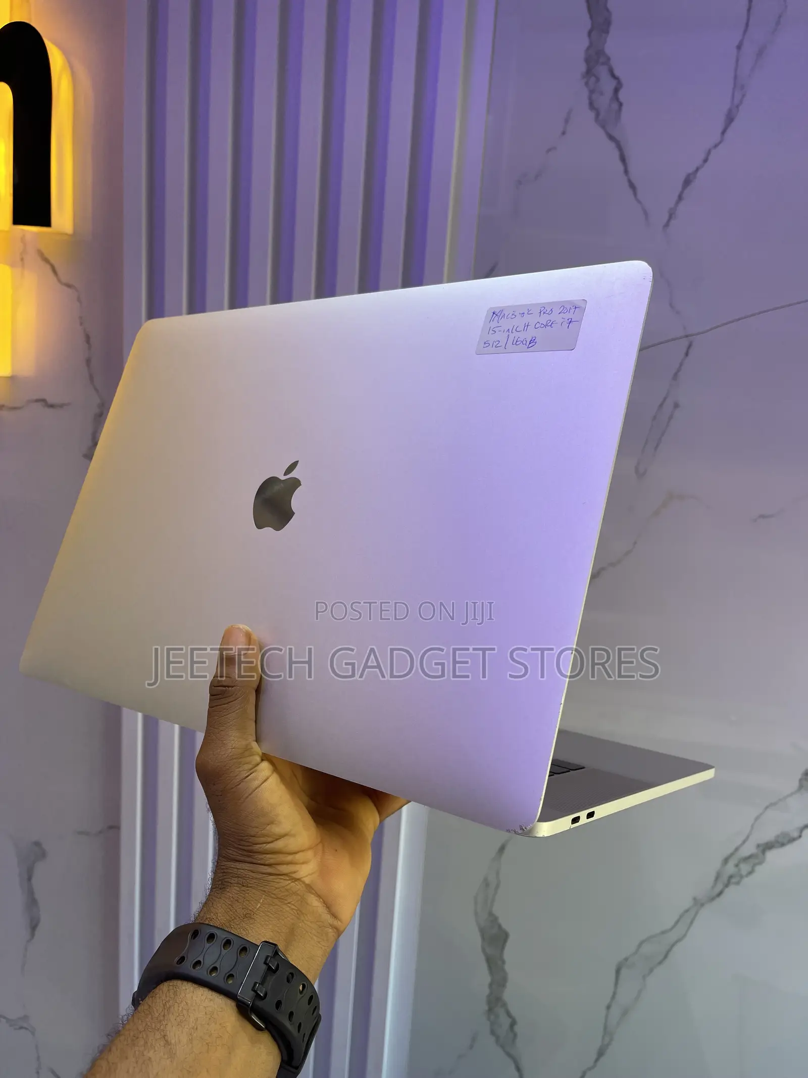 Laptop Apple MacBook Pro 2017 16GB Intel Core i7 SSD 512GB