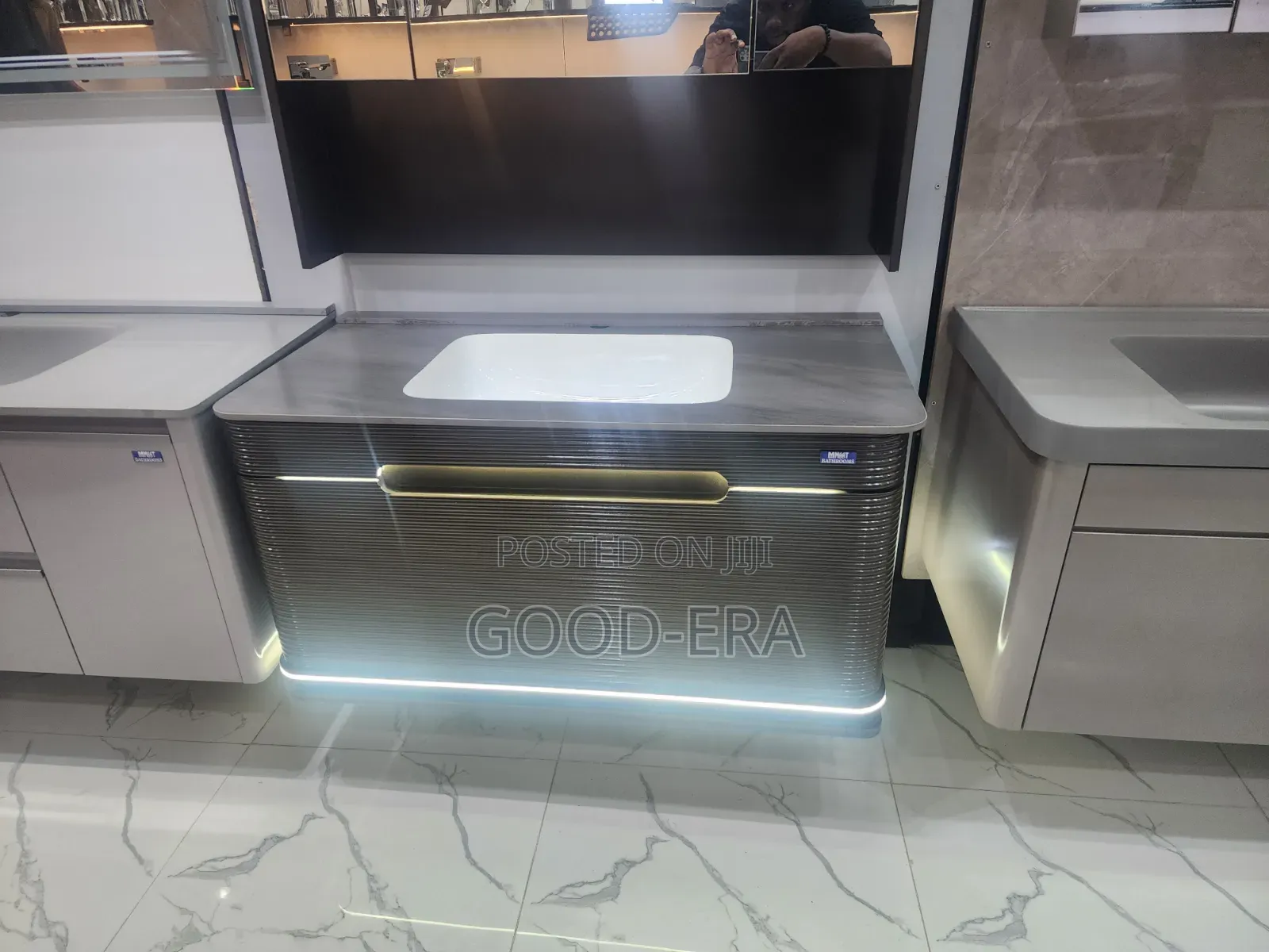 Mmaat Bathroom Cabinet
