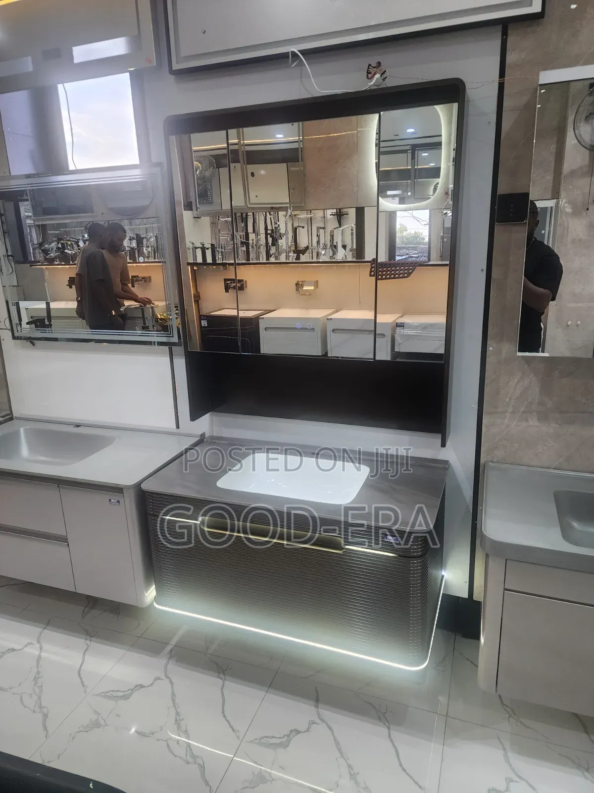 Mmaat Bathroom Cabinet