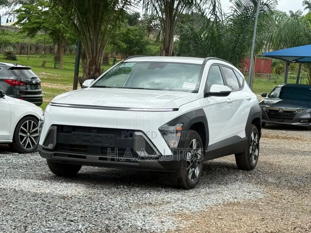 Hyundai Kona Limited AWD 2025 White