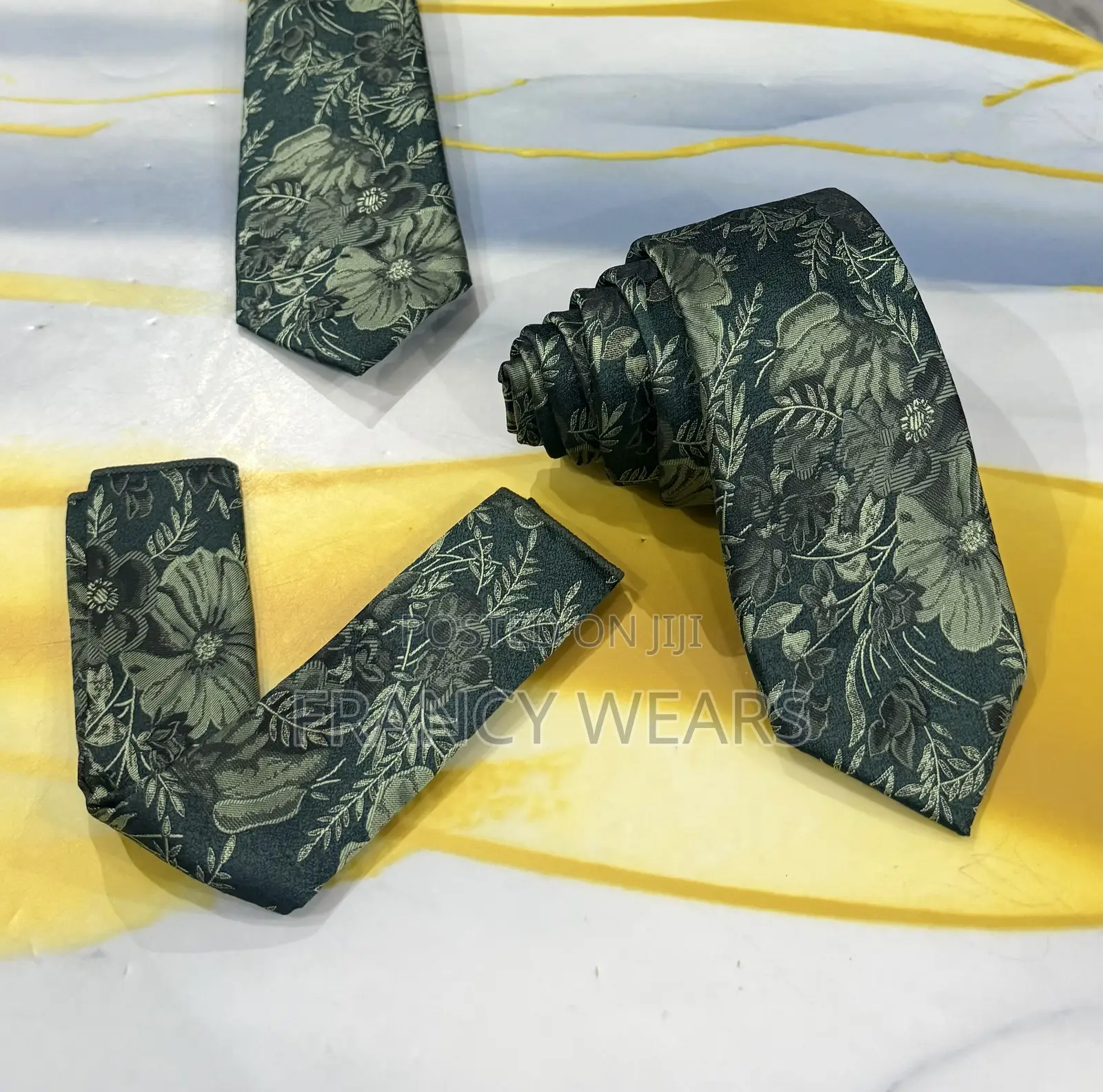 Men’s Quality Suits Ties