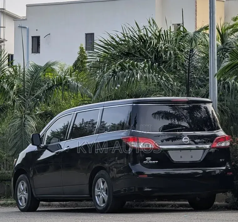 Nissan Quest 2015 Black