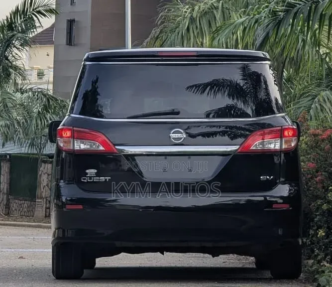 Nissan Quest 2015 Black