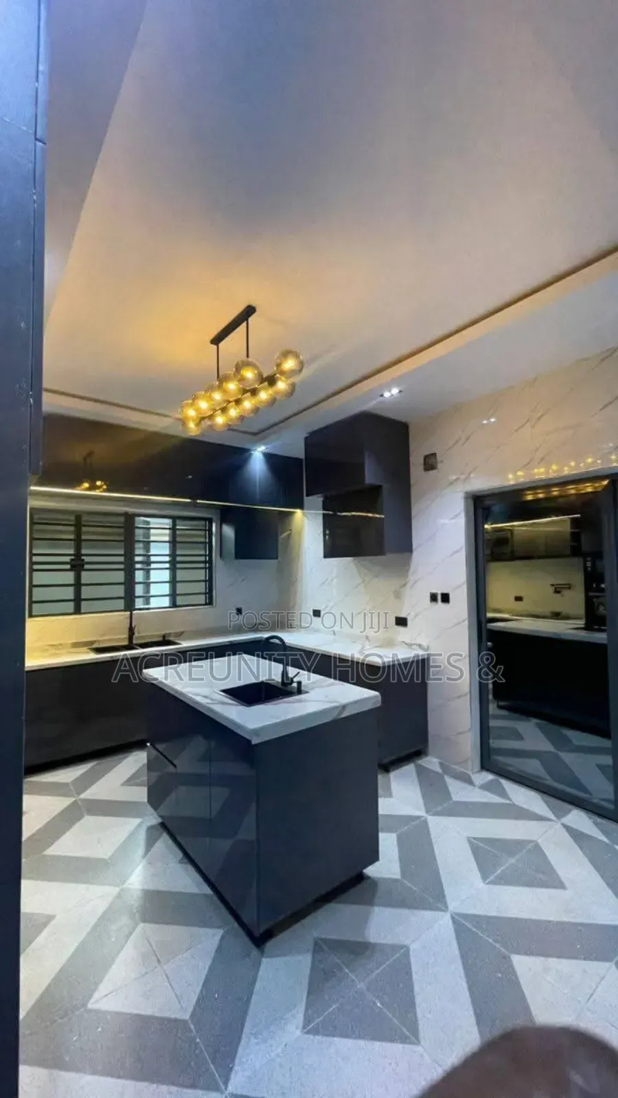 6bdrm Duplex in Kola Lawal, Oke, Akobo for sale
