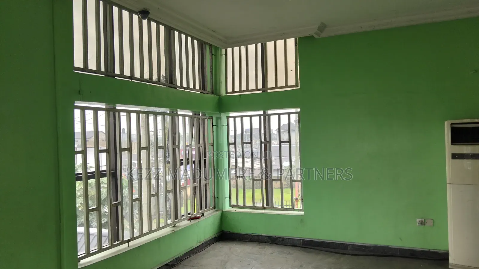 To Let : 1st Floor Standard Hell With AC at Ikwere Rd , Ph