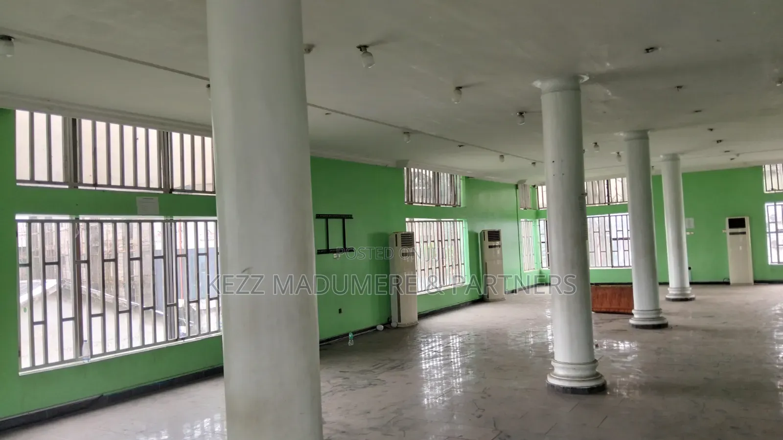 To Let : 1st Floor Standard Hell With AC at Ikwere Rd , Ph