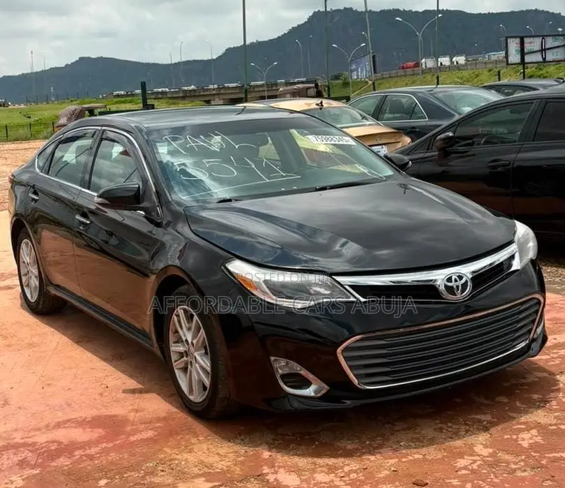 Toyota Avalon 2015 Black