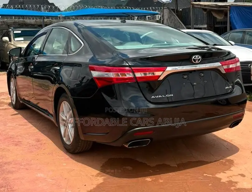 Toyota Avalon 2015 Black