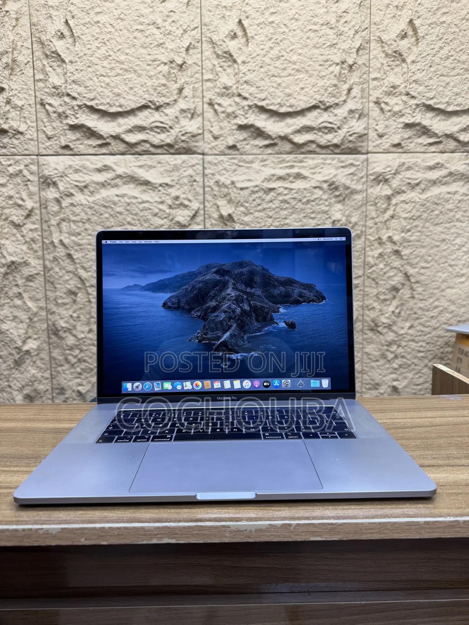 Laptop Apple MacBook 2018 32GB Intel Core i9 SSD 1T