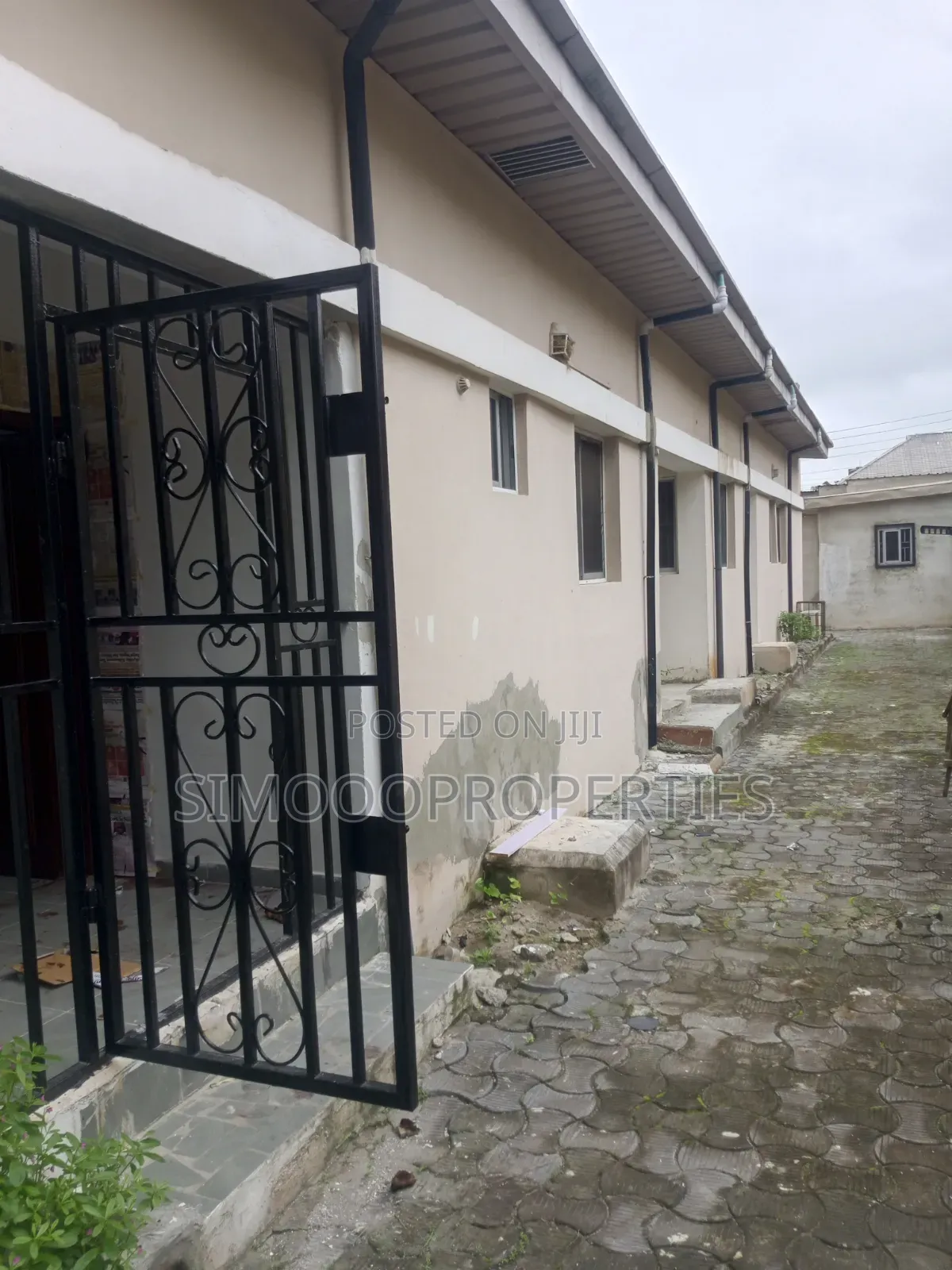 2bdrm Block of Flats in Ogunfayo, Awoyaya for rent