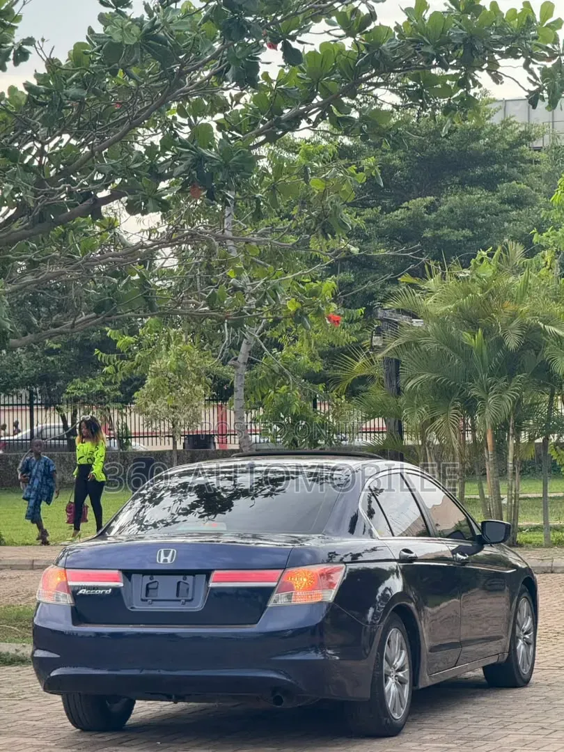 Honda Accord 2012 Blue