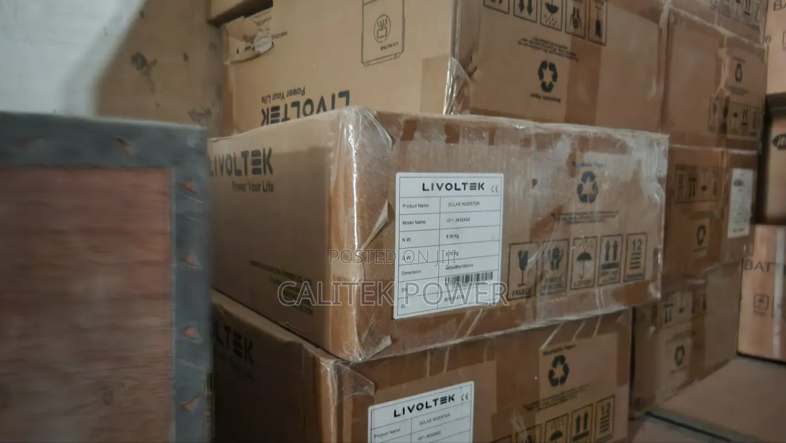 3.5kva/24Volts Hybrid Inverter Livoltek