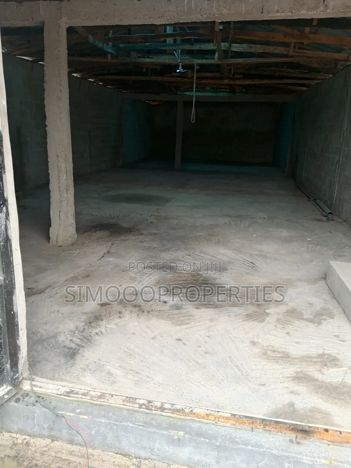 Facing Express Warehouse for Rent at Eputu