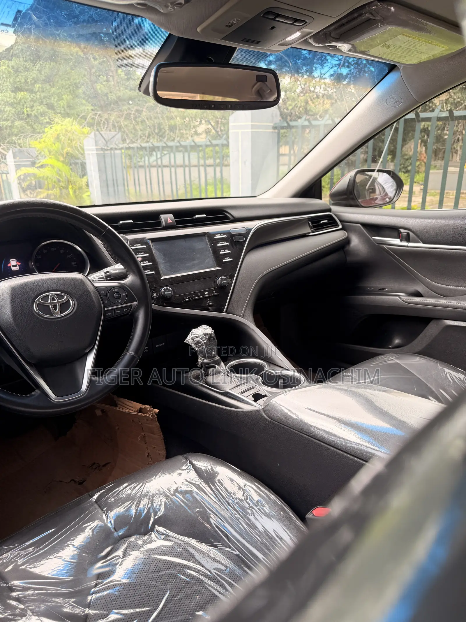 Toyota Camry 2018 Red