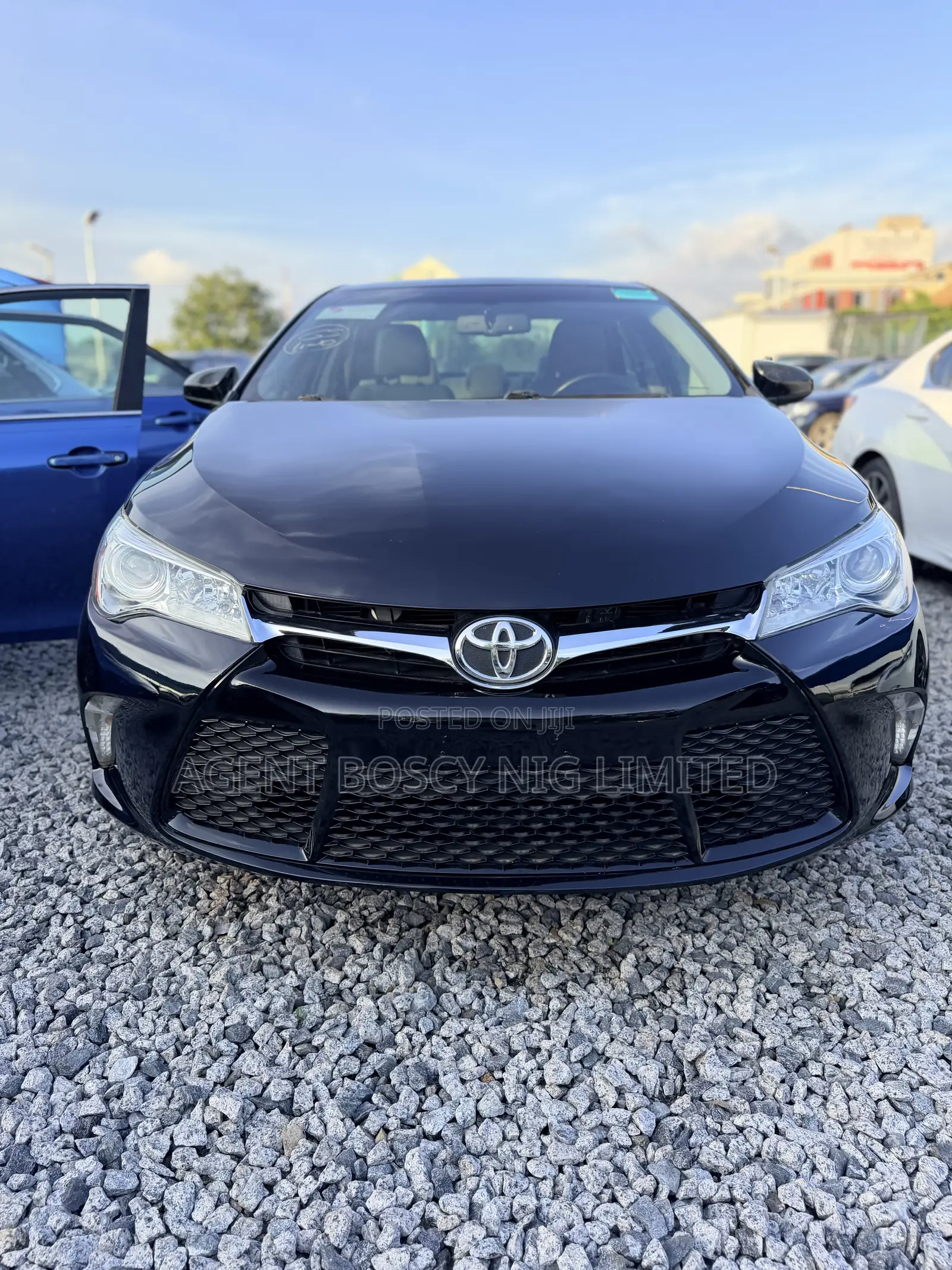 Toyota Camry SE w/Special Edition Pkg (2.5L 4cyl 6A) 2016 Black