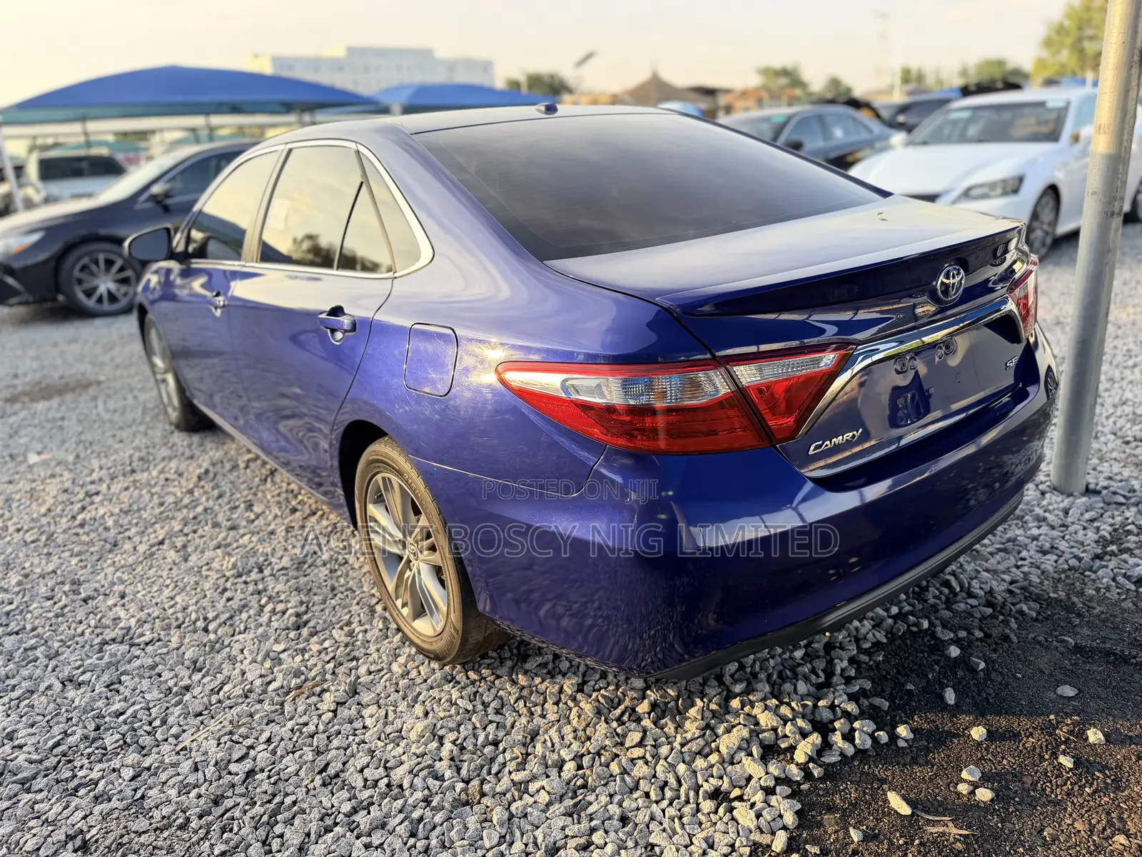 Toyota Camry SE 4dr Sedan (2.5L 4cyl 6A) 2015 Blue