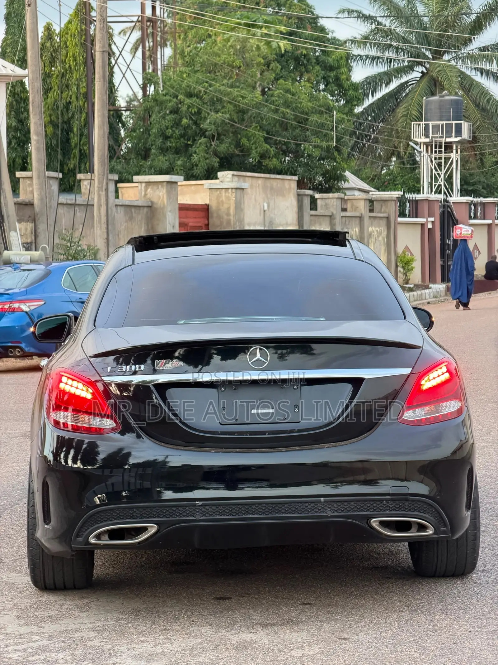 Mercedes-Benz C300 2016 Black