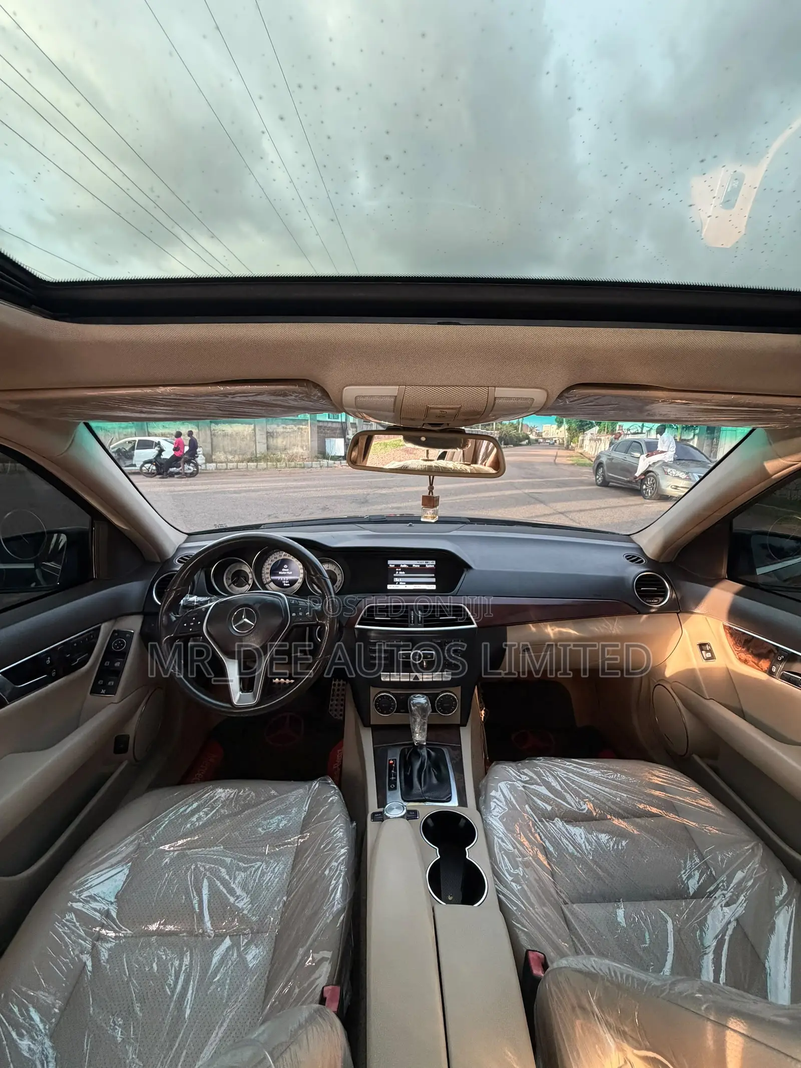 Mercedes-Benz C300 2013 Black
