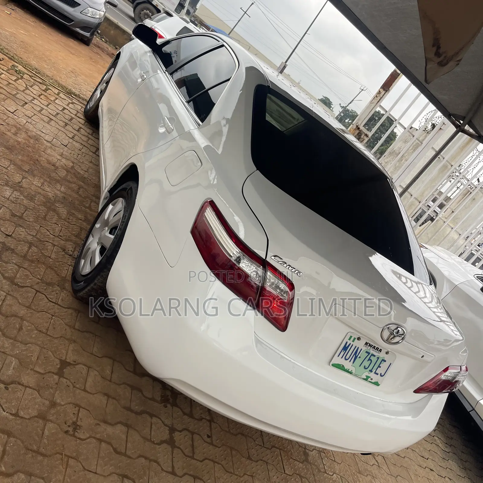 Toyota Camry LE 4dr Sedan (2.4L 4cyl 5A) 2008 White