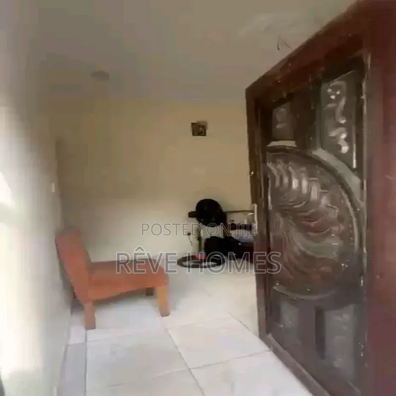 Studio Apartment in Alagomeji for rent
