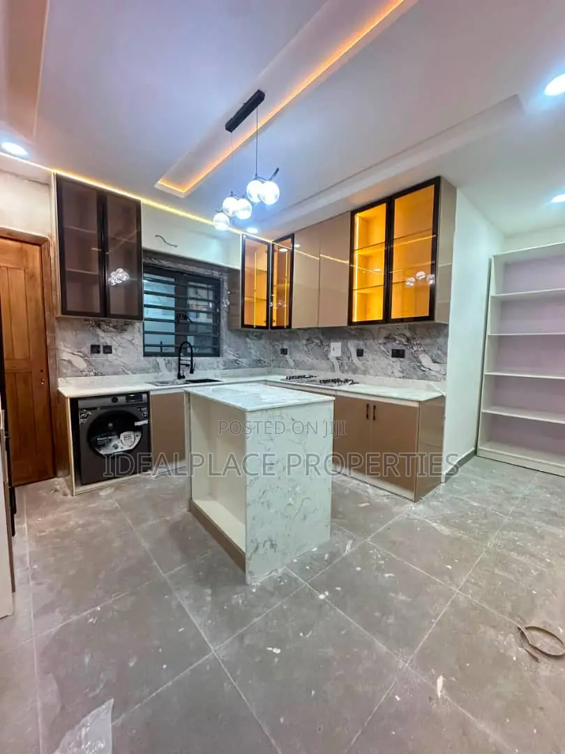 4bdrm Duplex in Ajah for sale