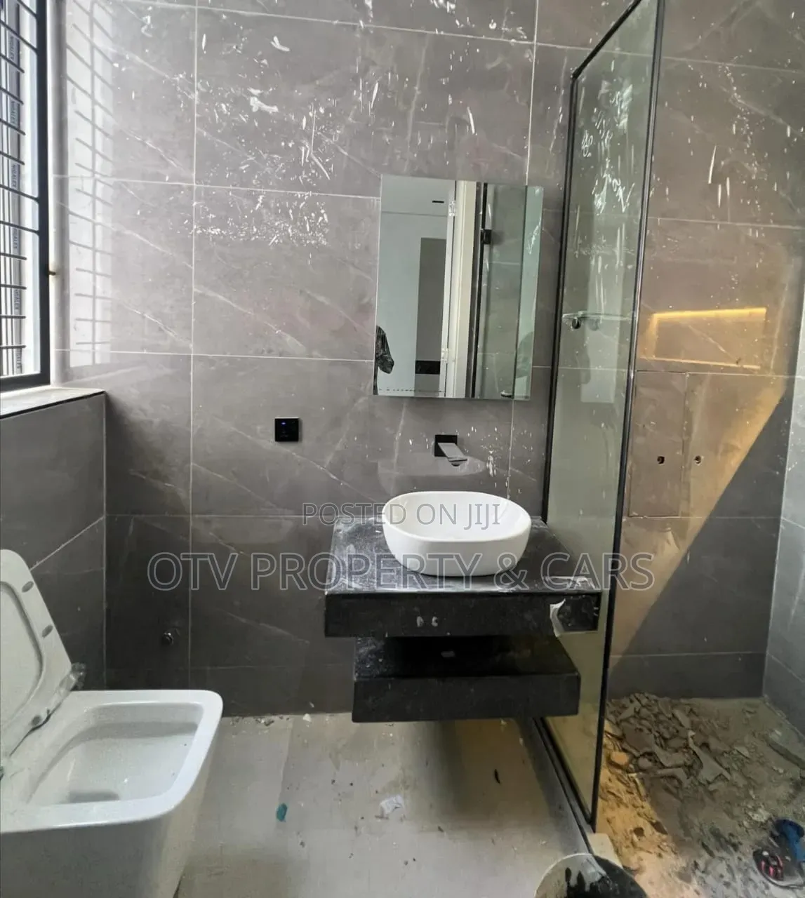 5bdrm Duplex in Lekki Phase 1 for sale