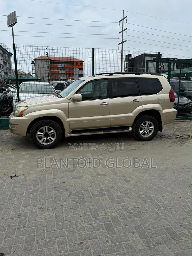 Lexus GX 470 Sport Utility 2005 Gold
