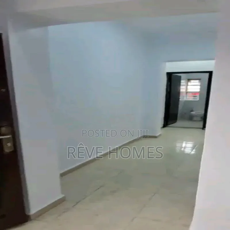 2bdrm Block of Flats in Shomolu / Shomolu for rent