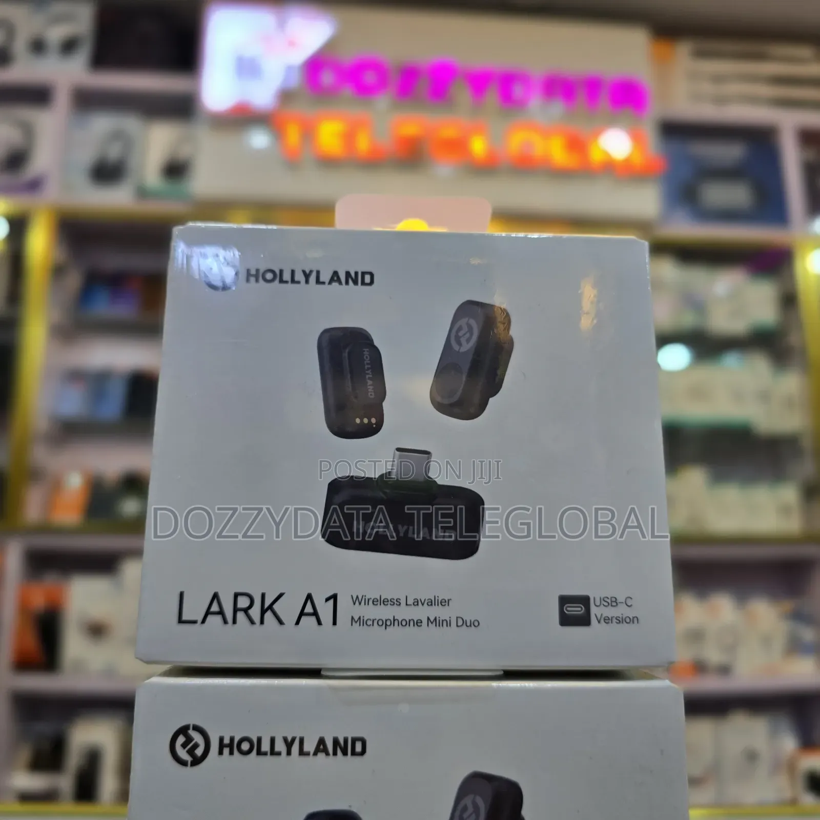 Hollyland Lark A1 Wireless Lavalier Microphone Mini Duo