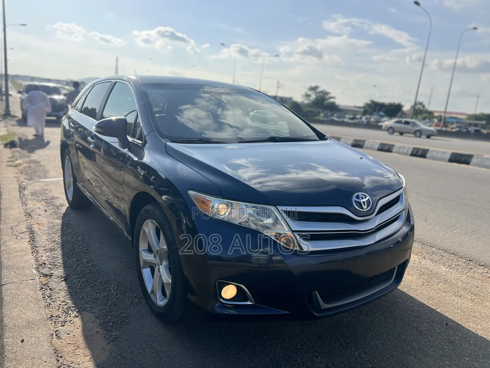 Toyota Venza XLE 4dr Wagon AWD (3.5L 6cyl 6A) 2015 Blue
