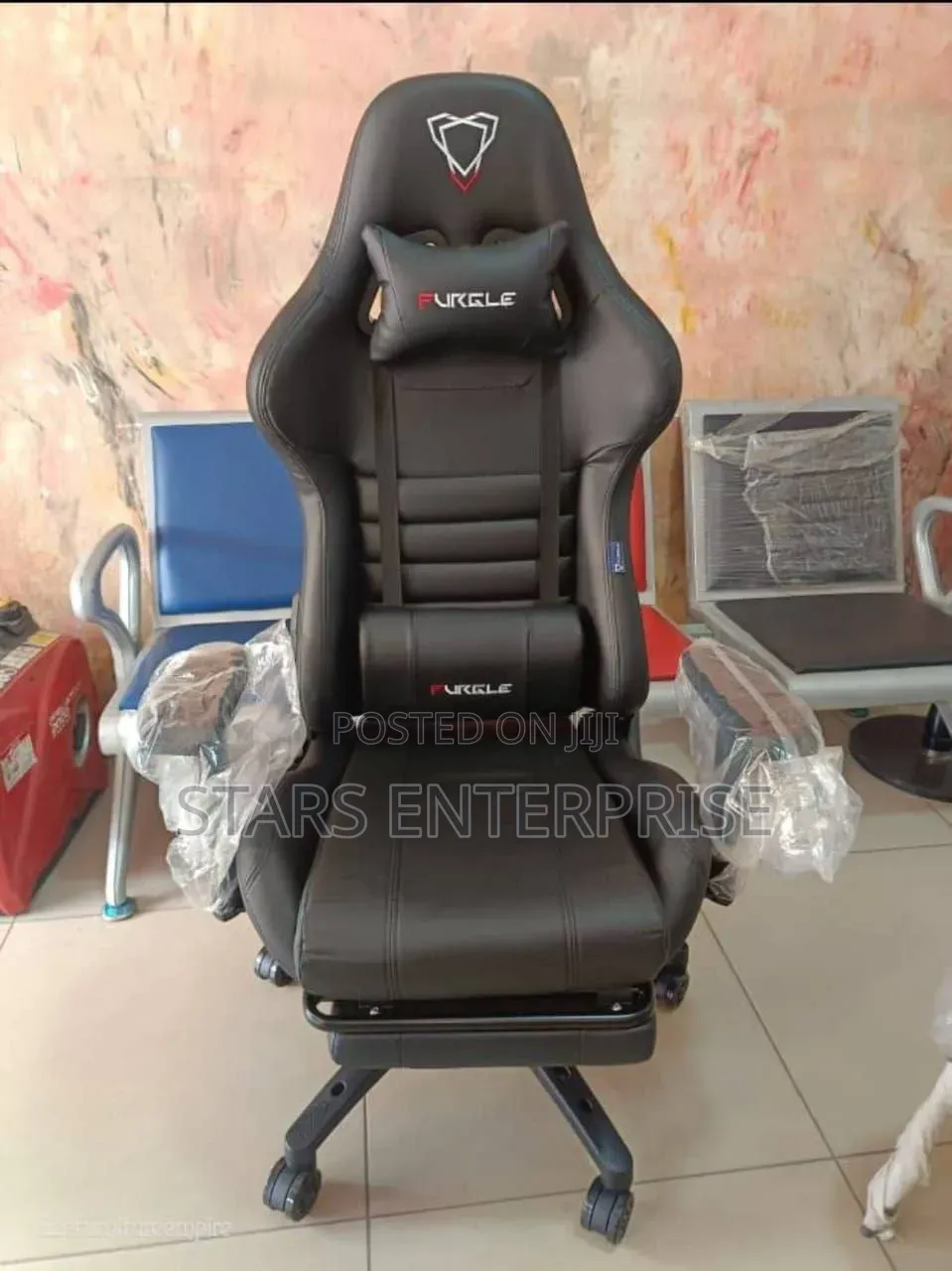 Exquisite Rocking Chair / Adjustable Chair