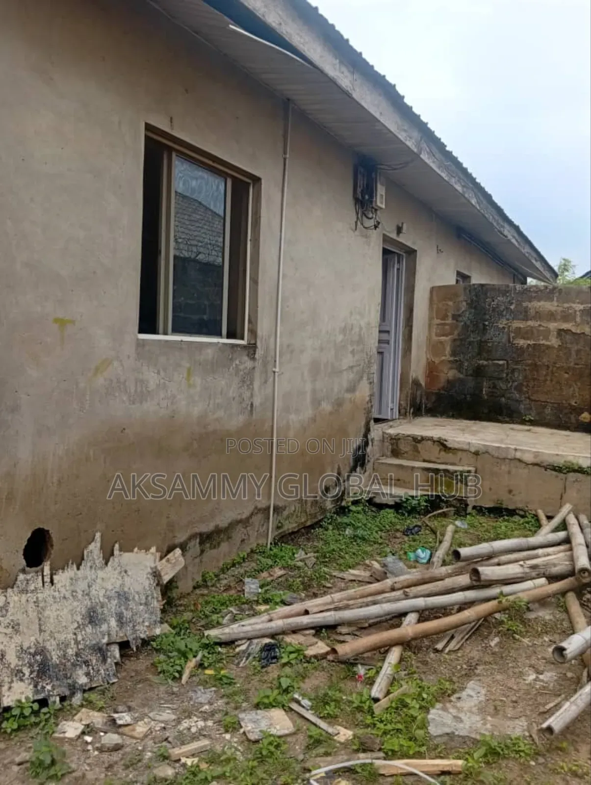 4bdrm Bungalow in Adegbayi, Ibadan for sale