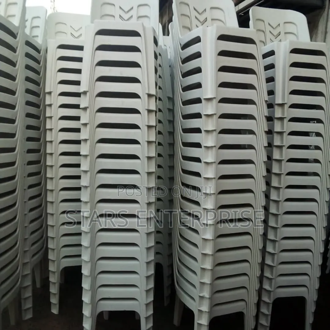 Modern and Durable Plastic Chair