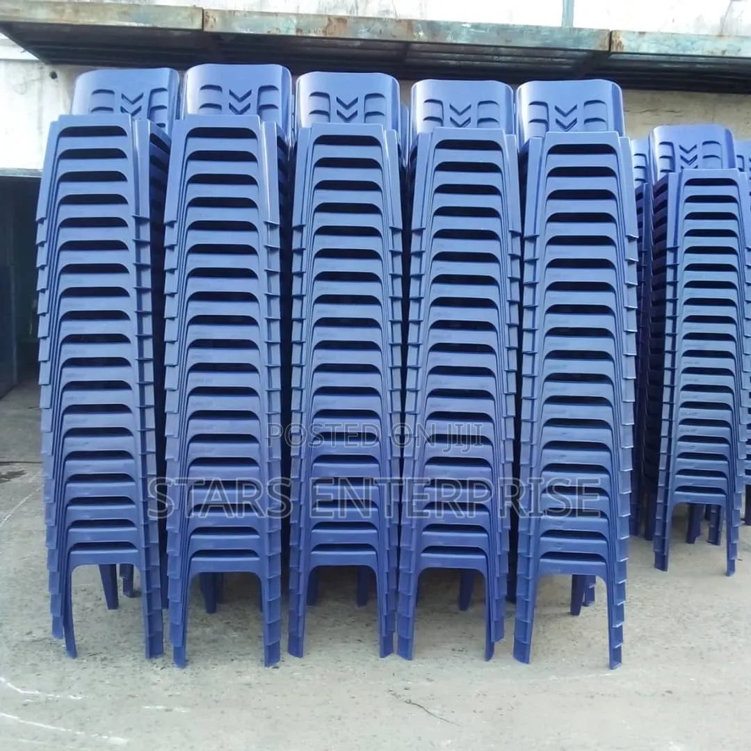 Modern and Durable Plastic Chair