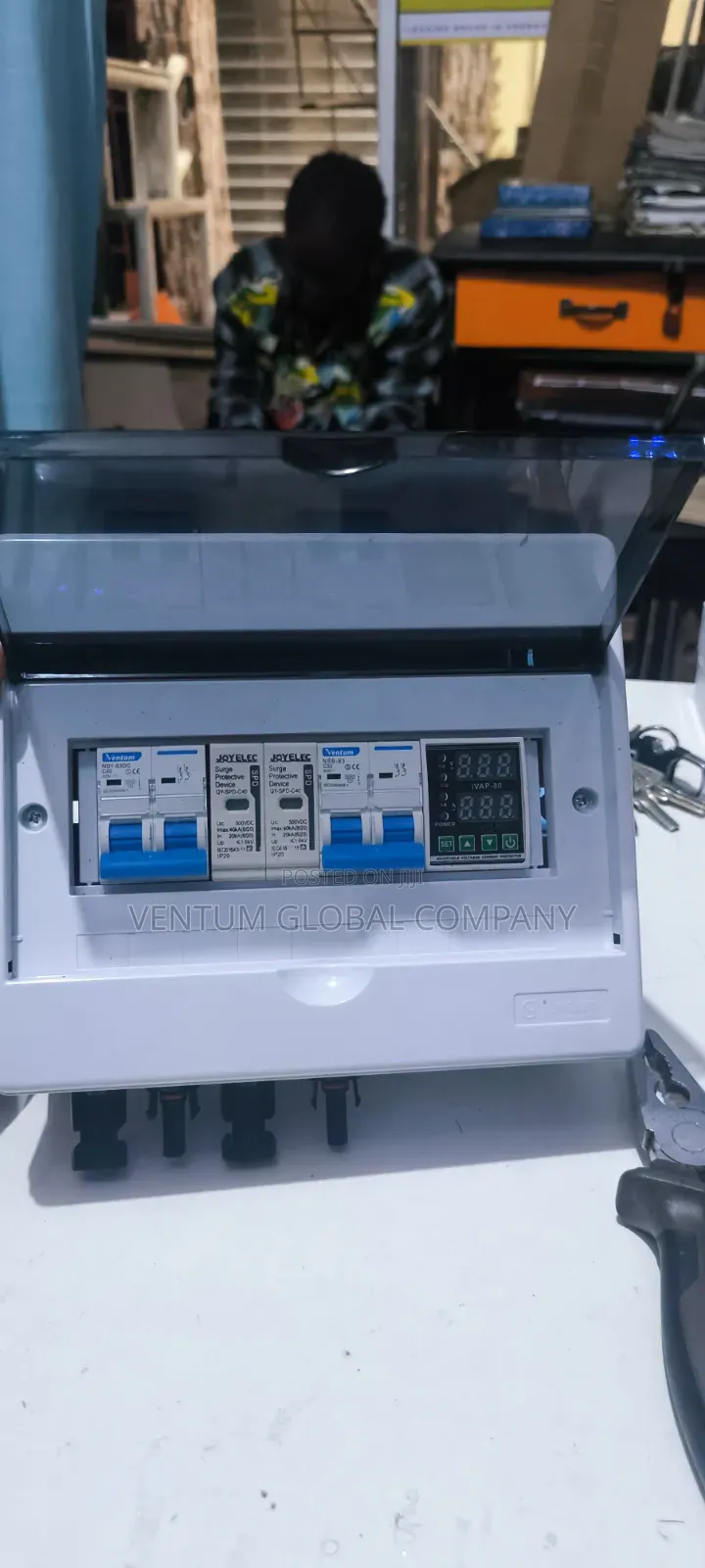 1in 1out Combiner Box Solar System