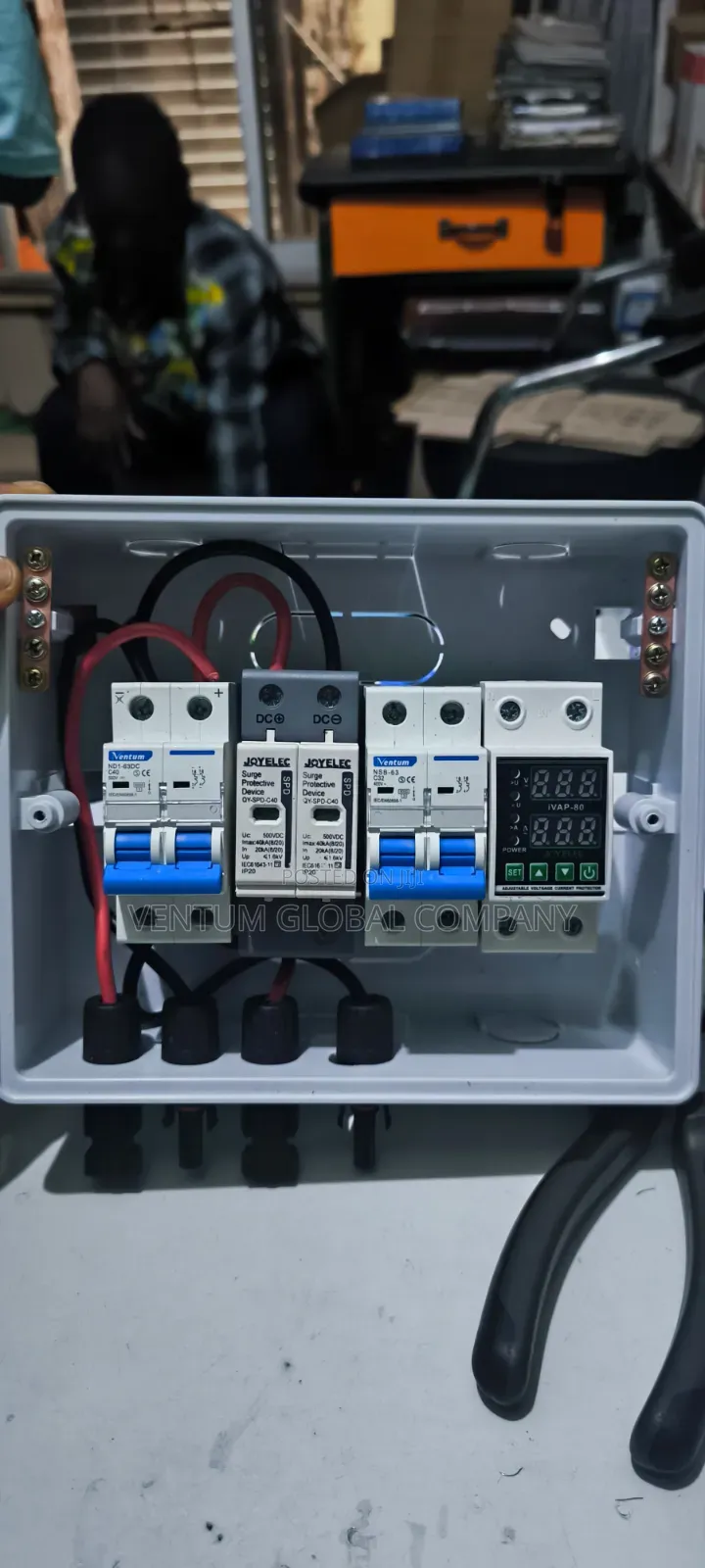 1in 1out Combiner Box Solar System