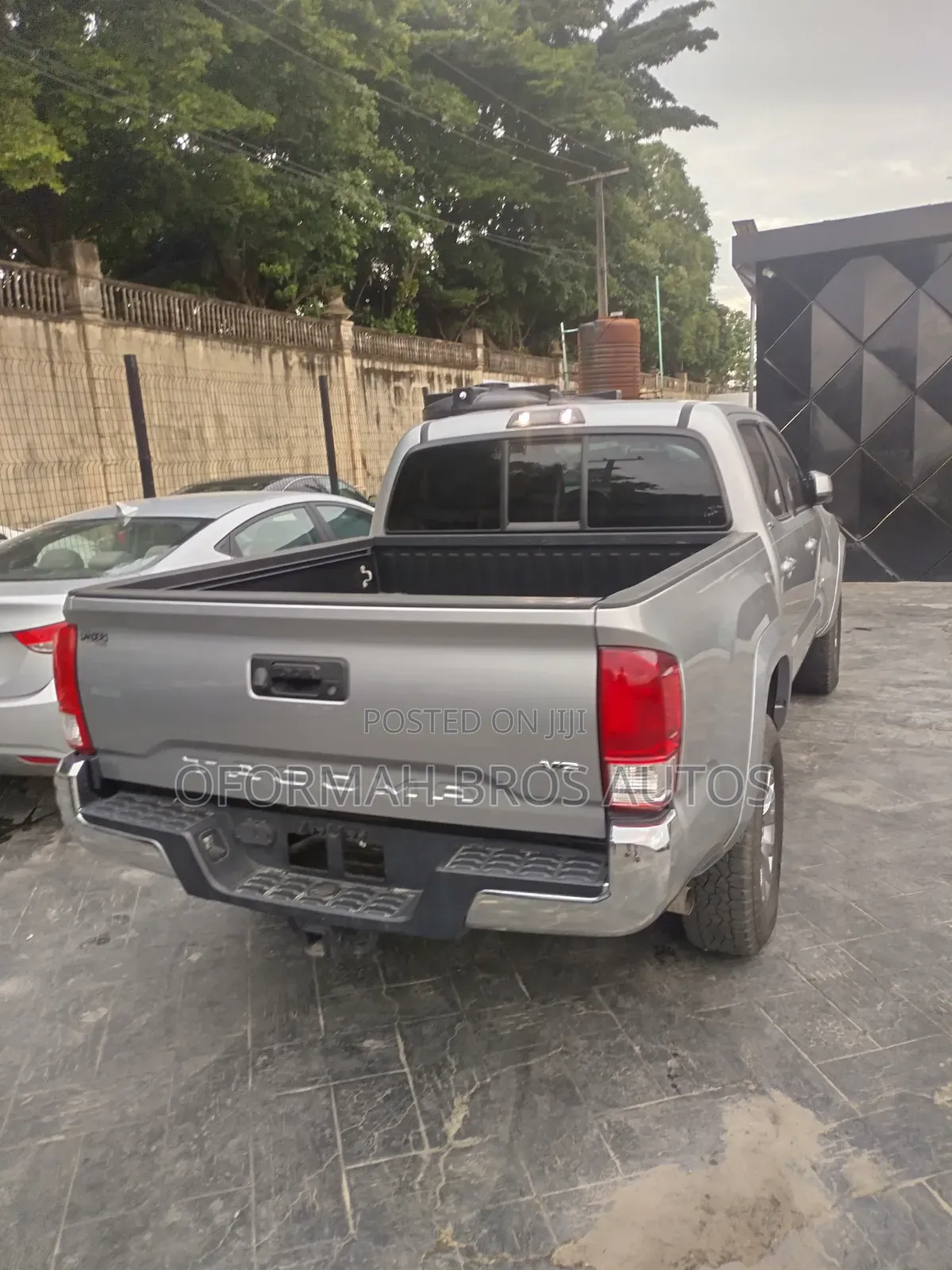 Toyota Tacoma 2020 Gray