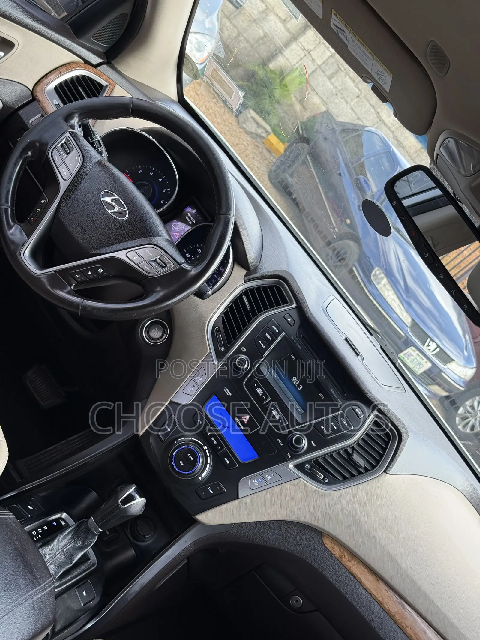 Hyundai Santa Fe 2014 White